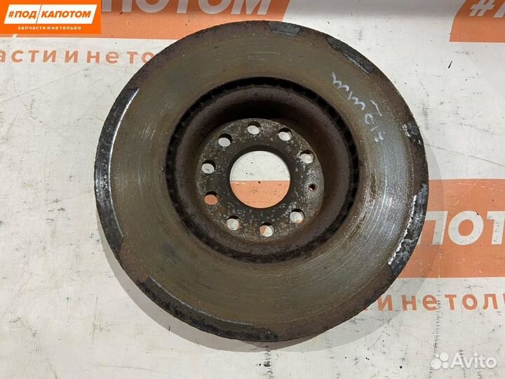 Диск тормозной передний Volkswagen Golf 6 2011