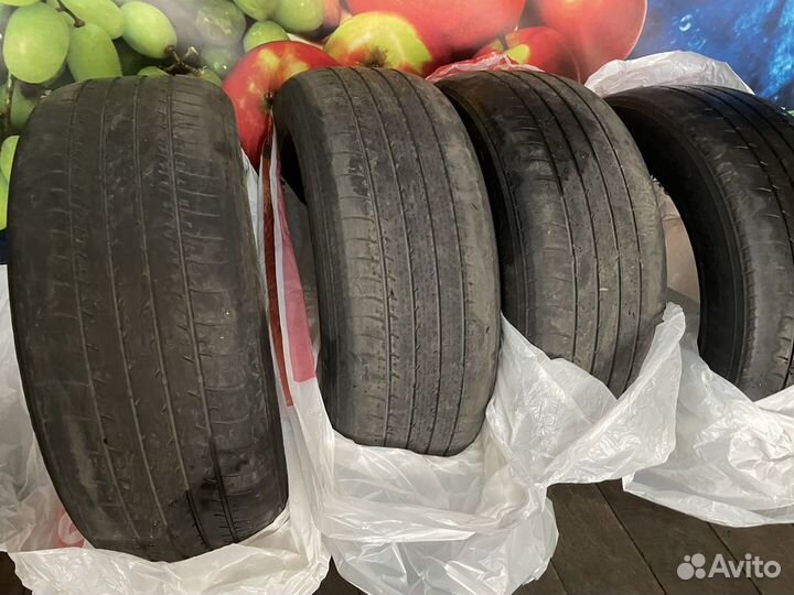 Yokohama BluEarth E70 215/55 R17