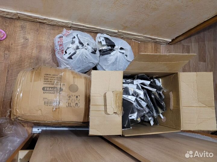 Чехлы на телефоны