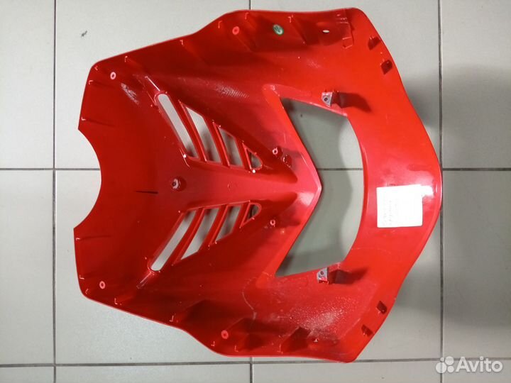 Пластик передний Stels Leader