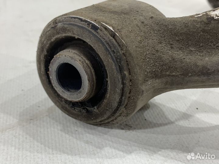 Рычаг задней подвески лев. верх. Nissan Murano Z52