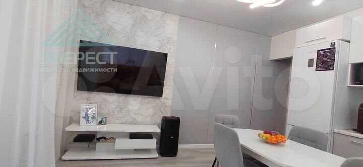 2-к. квартира, 51 м², 9/9 эт.