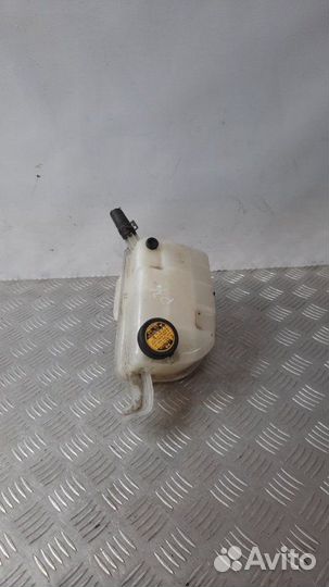 Бачок расширительный Toyota Avensis универсал 2.0