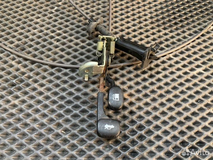 Трос бензобака Kia Cerato Koup 2010