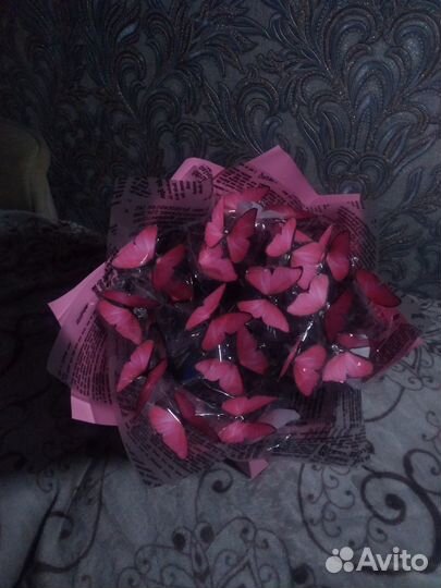 Букеты из бабочек с гирляндой3