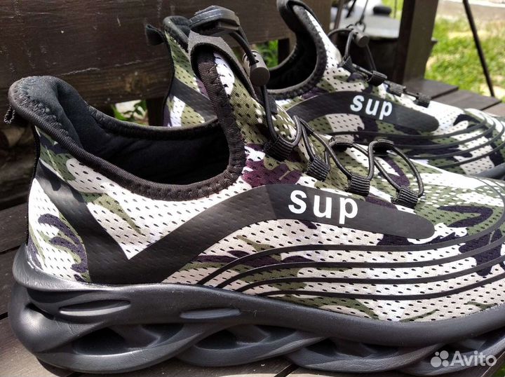 Кроссовки мужские