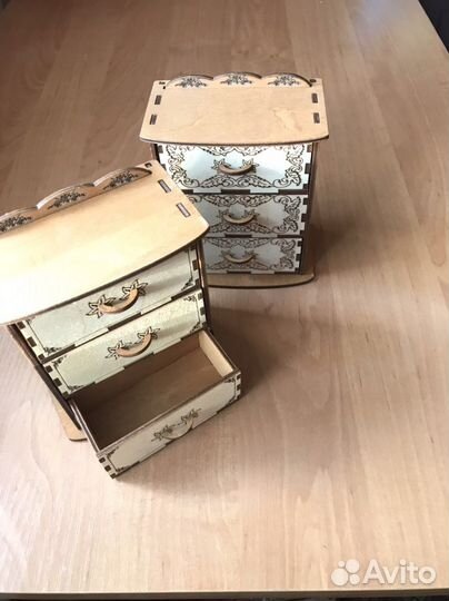 Сувениры из дерева