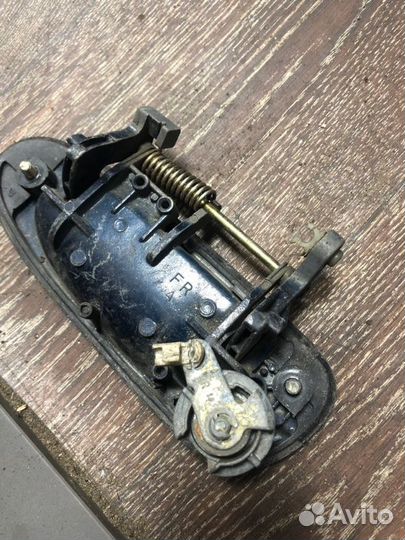 Ручка двери внешняя передняя правая Mazda 626 GF