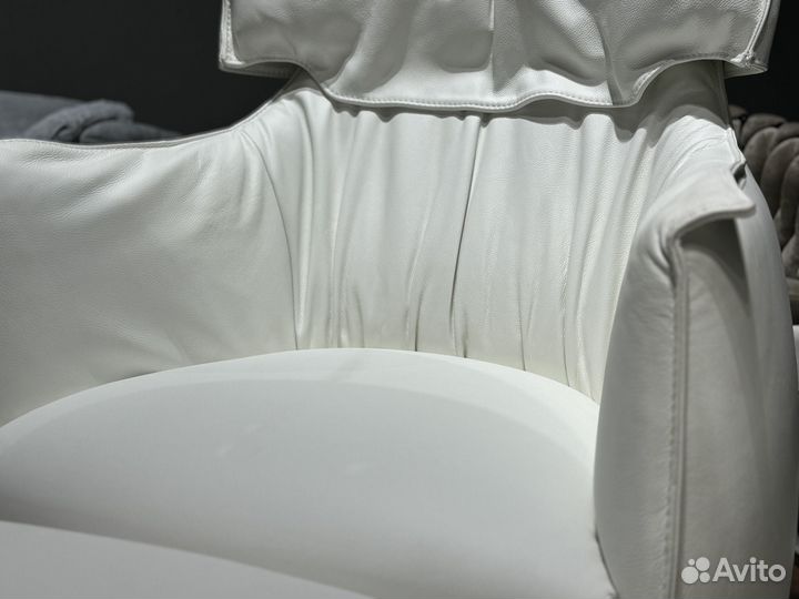 Дизайнерское Кресло Poltrona Frau Archibald King