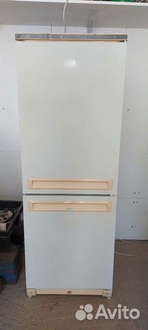 Холодильник двухкамерный бу stinol