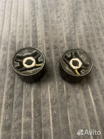 Сайлентблок редуктора на Audi Q5