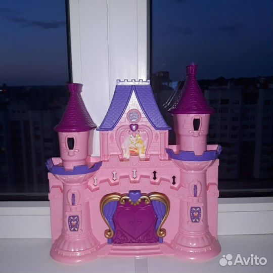 Игрушка Замок