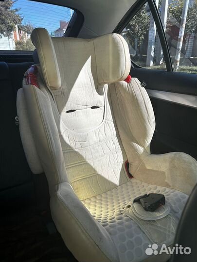 Детское авто кресло