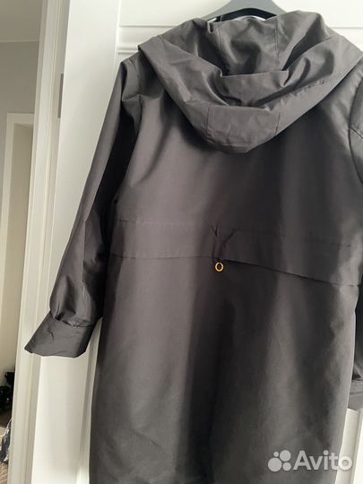 Ветровка с капюшоном черная 52 размер