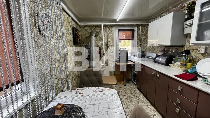 Дом 52 м² на участке 6 сот.