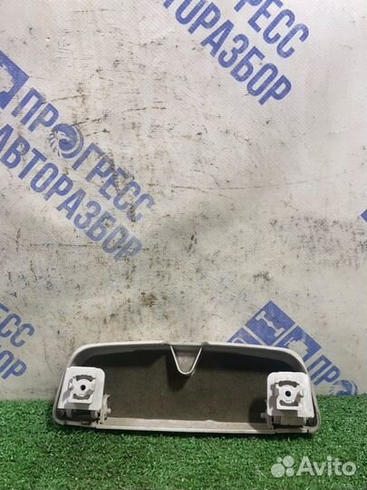 Подочечник Ford Fusion хэтчбек 1.6 fyja 2008