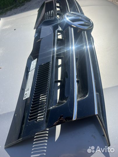 Решетка радиатора Volkswagen Multivan T5