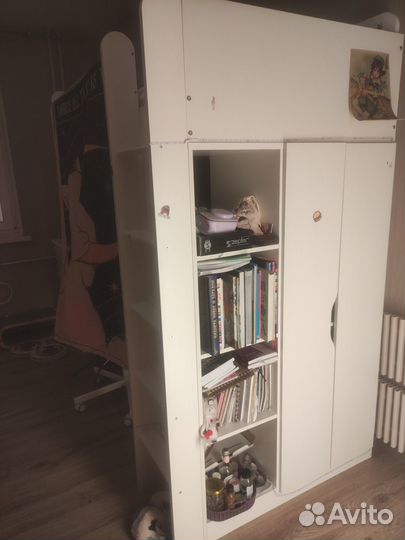 Детская кровать чердак со столом и шкафом