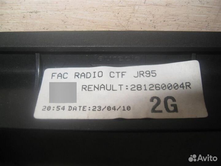 Рамка магнитолы Renault Scenic 3 (JZ) 2010