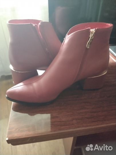 Ботинки женские демисезонные натур.кожа39 р