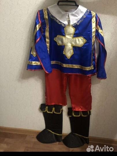 Костюм карнавальный 