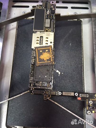 Ремонт iPhone, iPad, ноутбуков, телевизоров