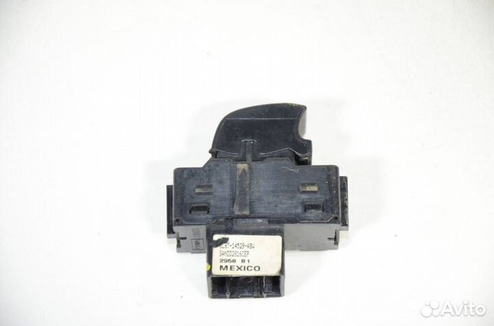 Кнопка стеклоподъемника передняя правая Ford