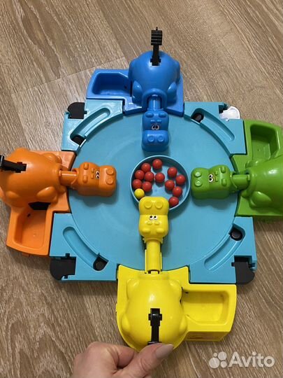 Игрушка бегемотик