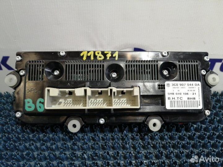 Блок управления климат-контролем Volkswagen Passat