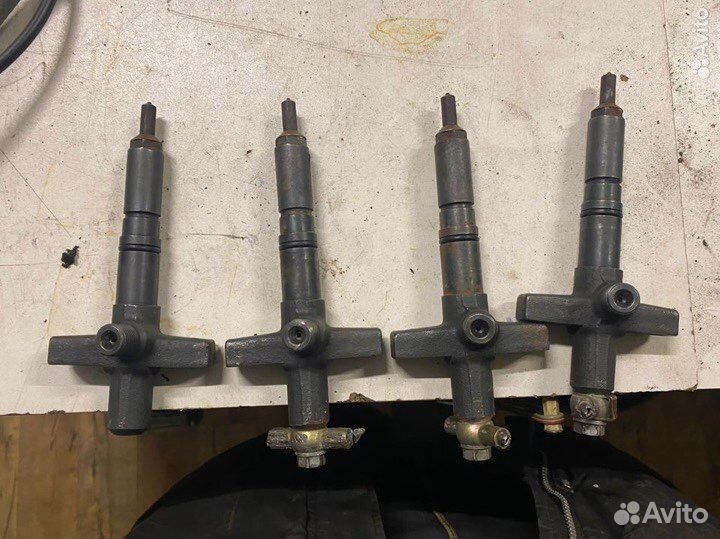 Форсунка дизельная Mitsubishi Pajero 3 3.2