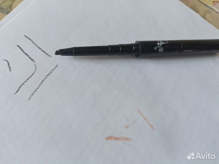 Карандаш -тушь для бровей 2 в 1 новый