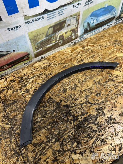 Молдинг переднего прав крыла Опель Антара