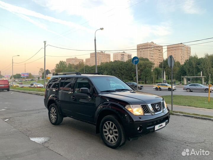 Nissan Pathfinder 2.5 AT, 2006, 175 000 км