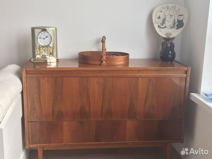 Тумба бельевая ретро, орех