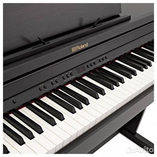 Цифровое пианино roland + Аксессуары