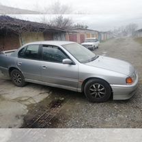 Nissan Primera 2.0 AT, 1995, 450 000 км, с пробегом, цена 250 000 руб.