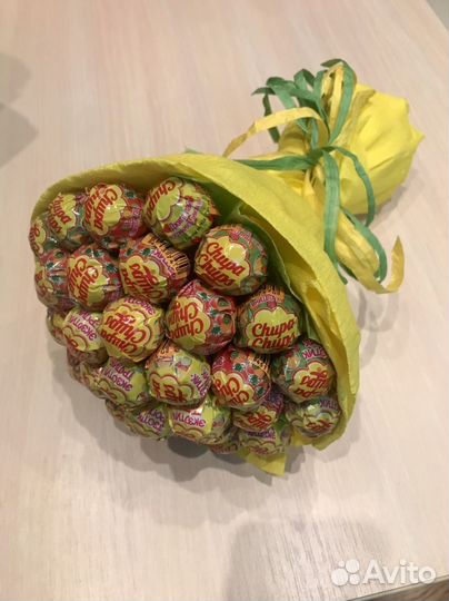 Букет из чупа-чупсов