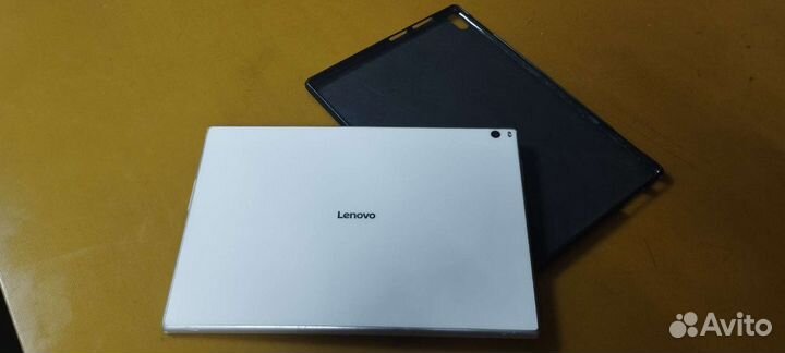 Планшет lenovo Tab 4 TB-704L 4/64 Gb