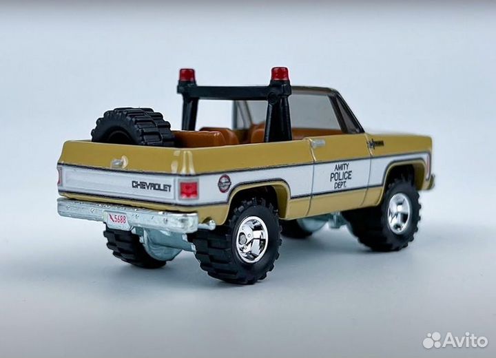 Коллекционная машинка Hot Wheels '75 Chevy Blazer