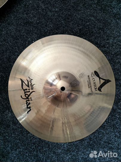 Hi-hat 13