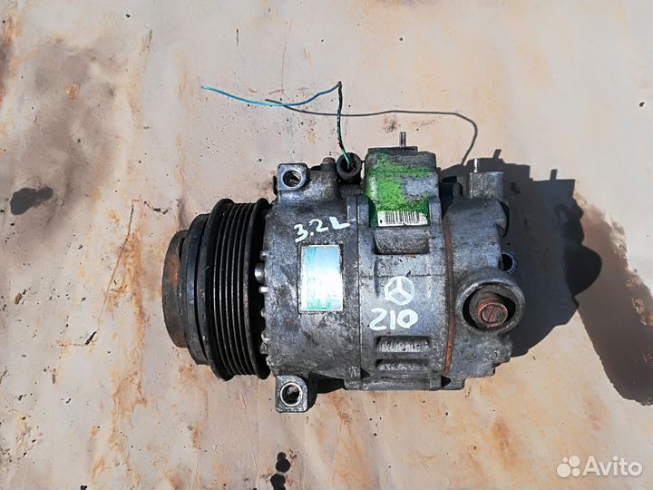 Насос кондиционера Mercedes-Benz W210 3.2L