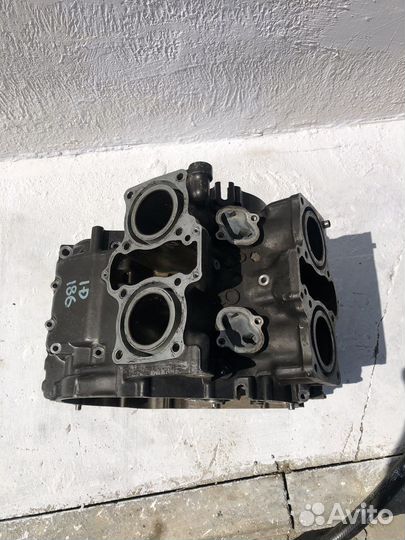 Картер двигателя Honda VFR 400,nc13e