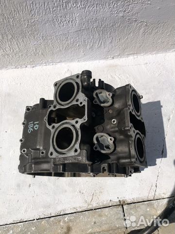 Картер двигателя Honda VFR 400,nc13e