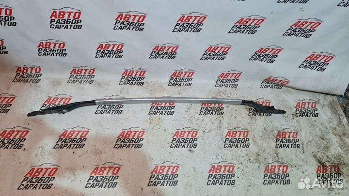 Рейлинг на крышу Renault Sandero левый