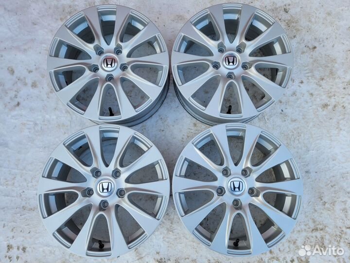 Комплект R16 5x114.3 Honda