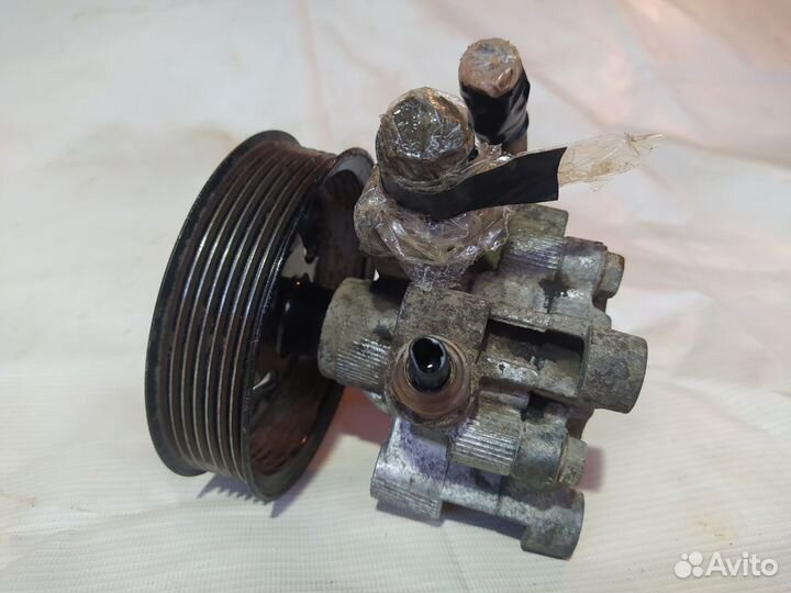 Насос гидроусилителя Тойота рав 4, 2003