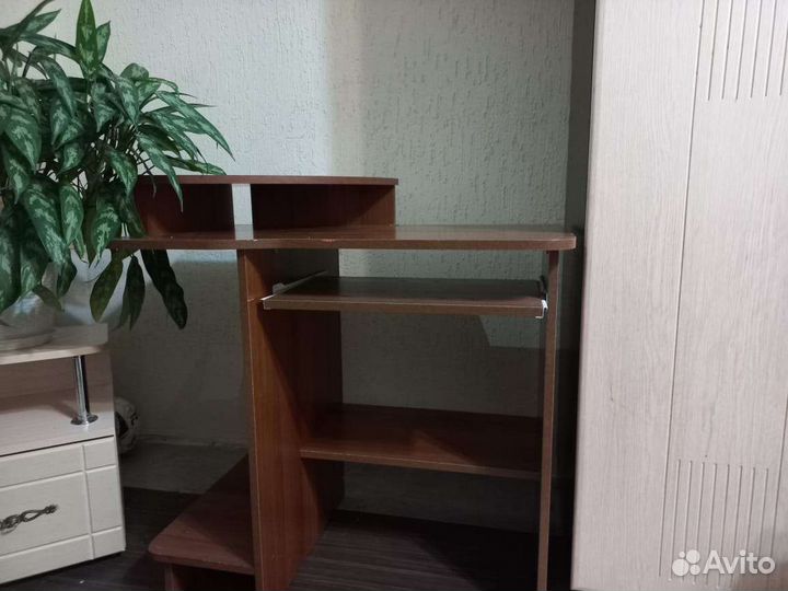 Компьютерный стол Б/У