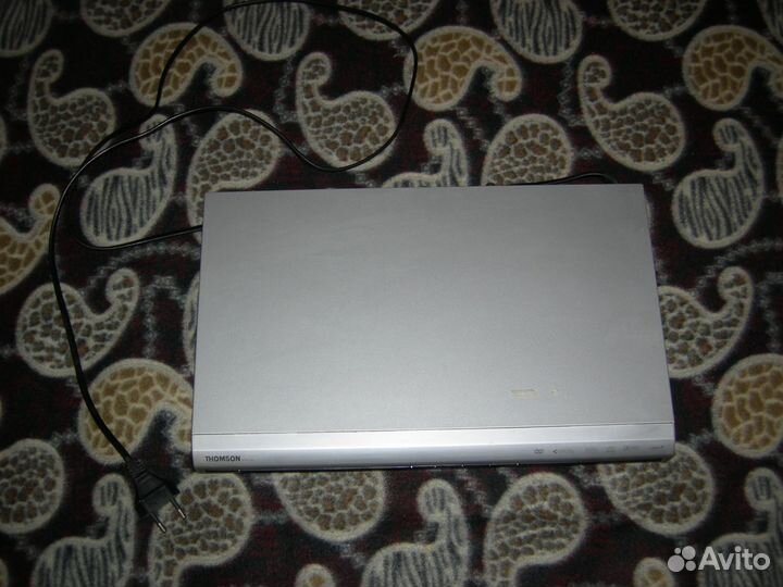 Плеер томсон thomson DVD CD player DTH109E