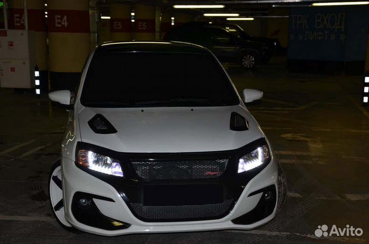 Капот пластиковый DTM - Лада Гранта, Калина 2