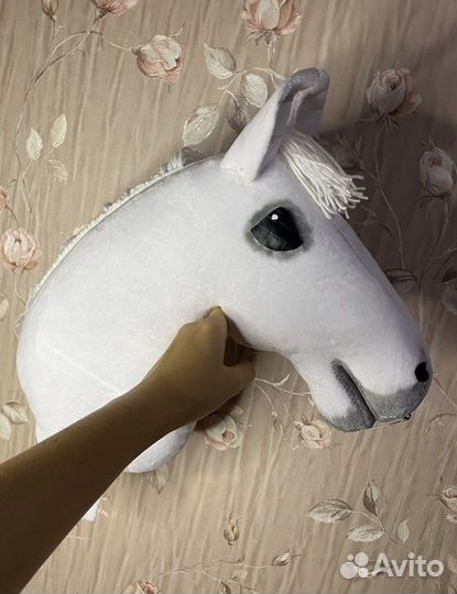 Лошадка на палке